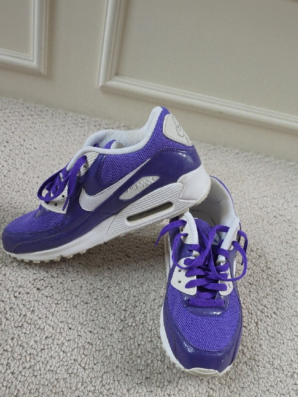 Nike Womens Purple and White Air Sneakers - Picture 3 of 4